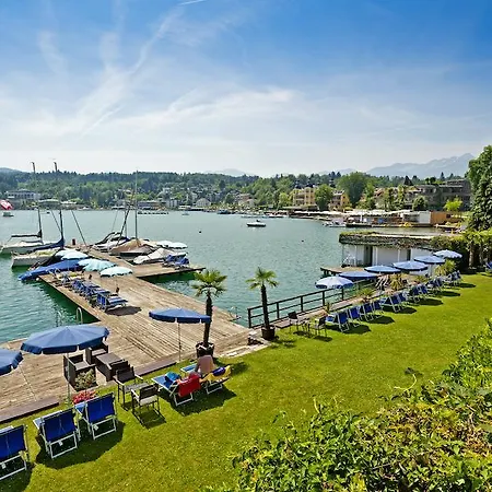 Casinohotel Velden فندق فيلدين ام ورثرسي