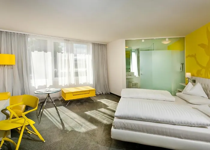 Hotel Casinohotel Velden 4*